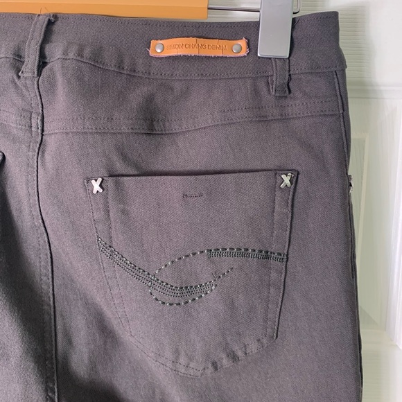 Simon Chang | Brown Super Stretchy Jeans - 10 - Picture 4 of 6